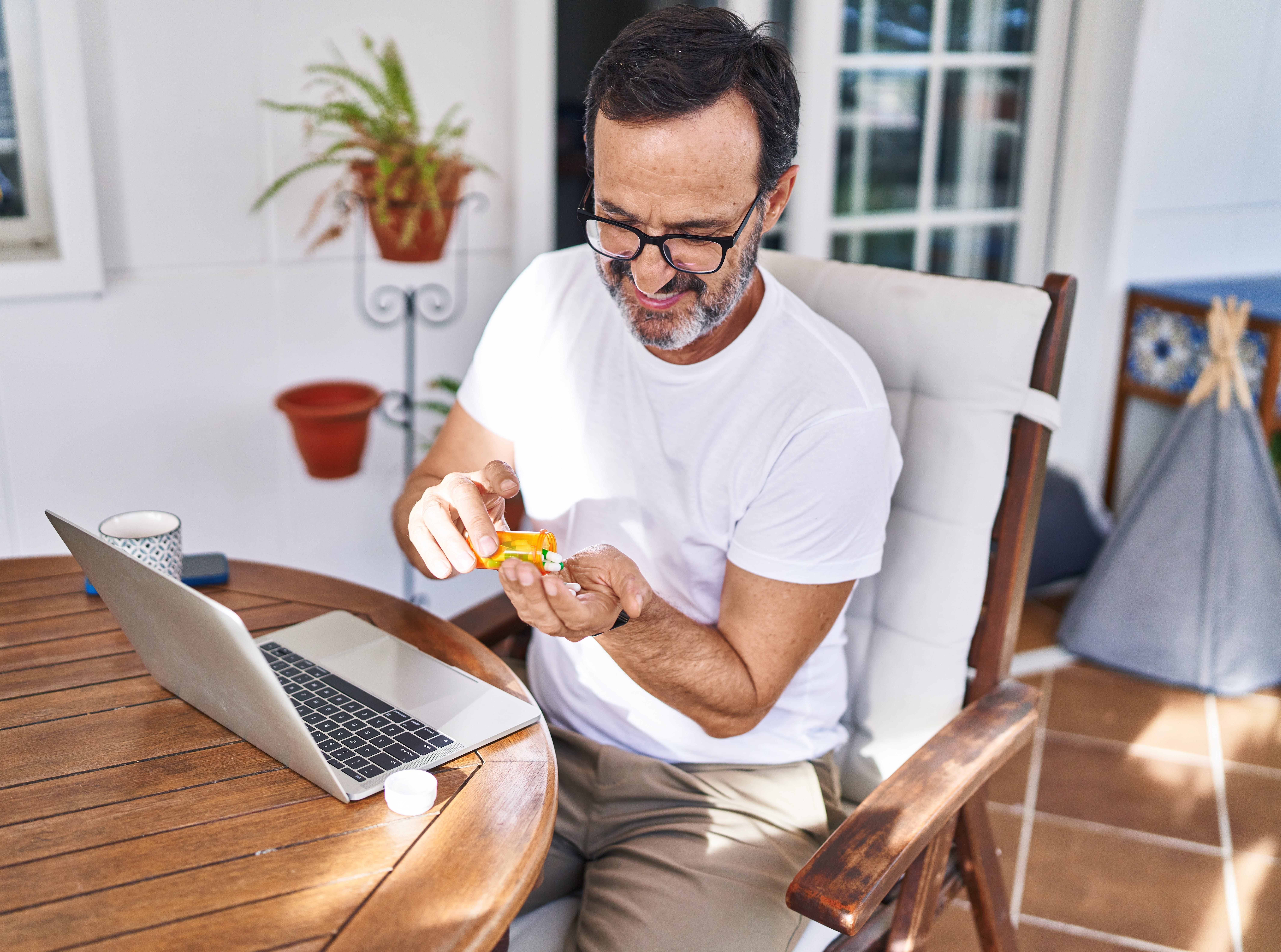 SCAN Medicare Advantage Plan Lowers the Cost of Brand-Name Prescription Drugs